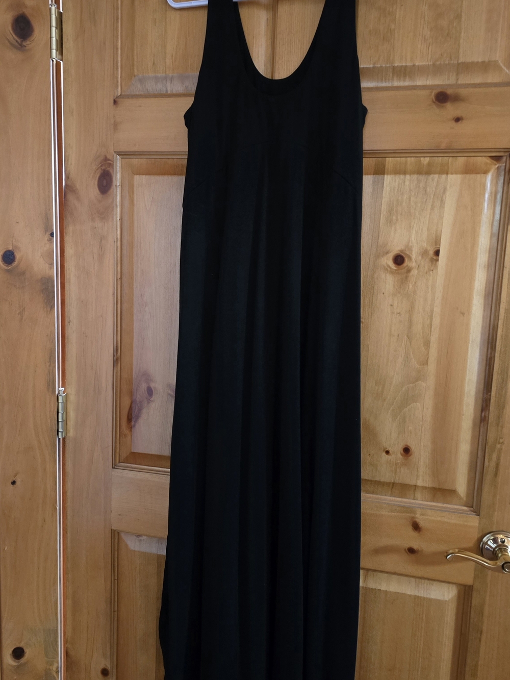 HALARA Black Sleeveless Maxi Dress